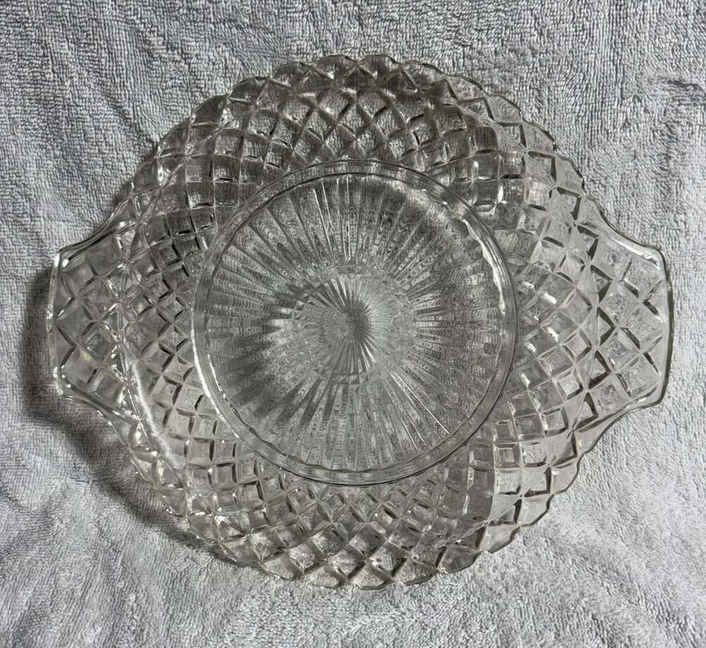 Anchor Hocking Waterford Waffle Cake Plate 10 In